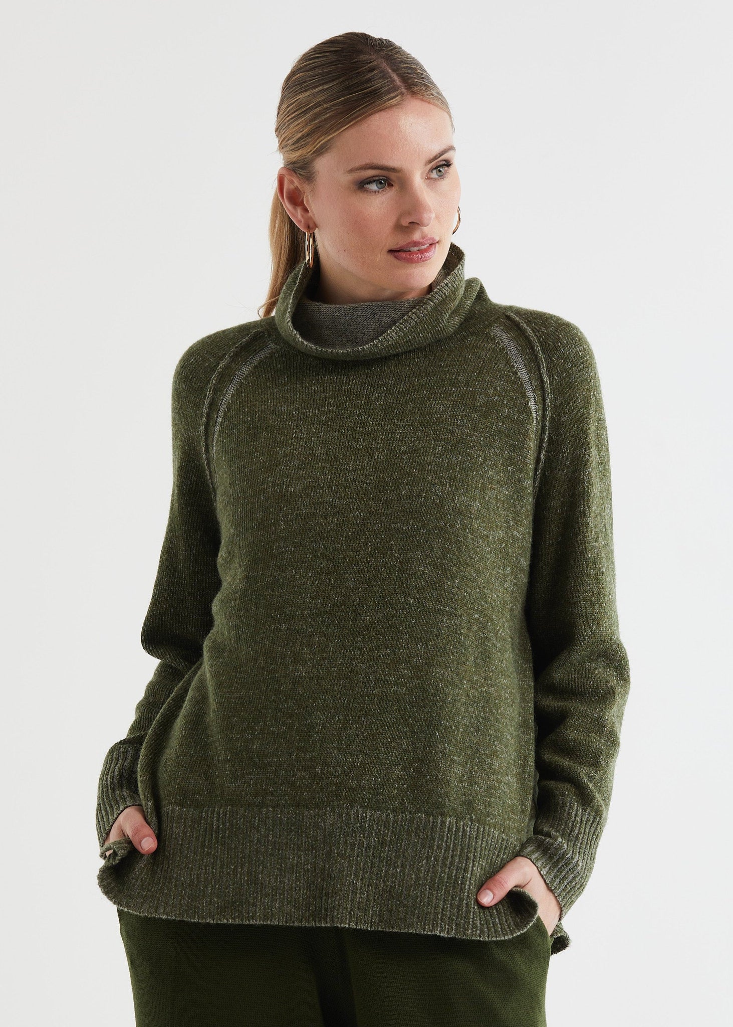 Two-Tone Rollneck