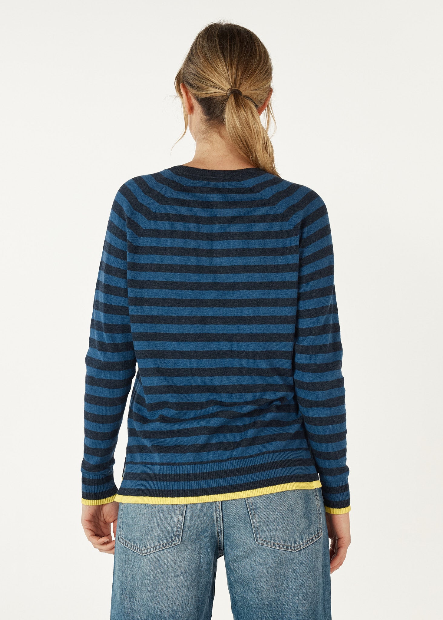 Essential Stripe V