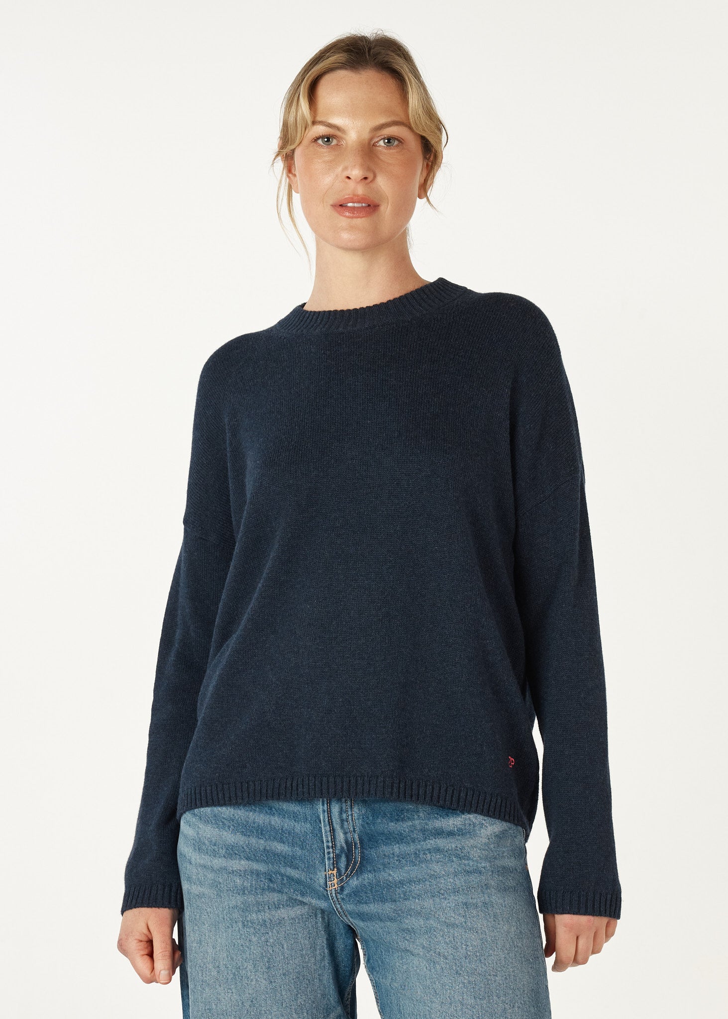 Essential Round Neck