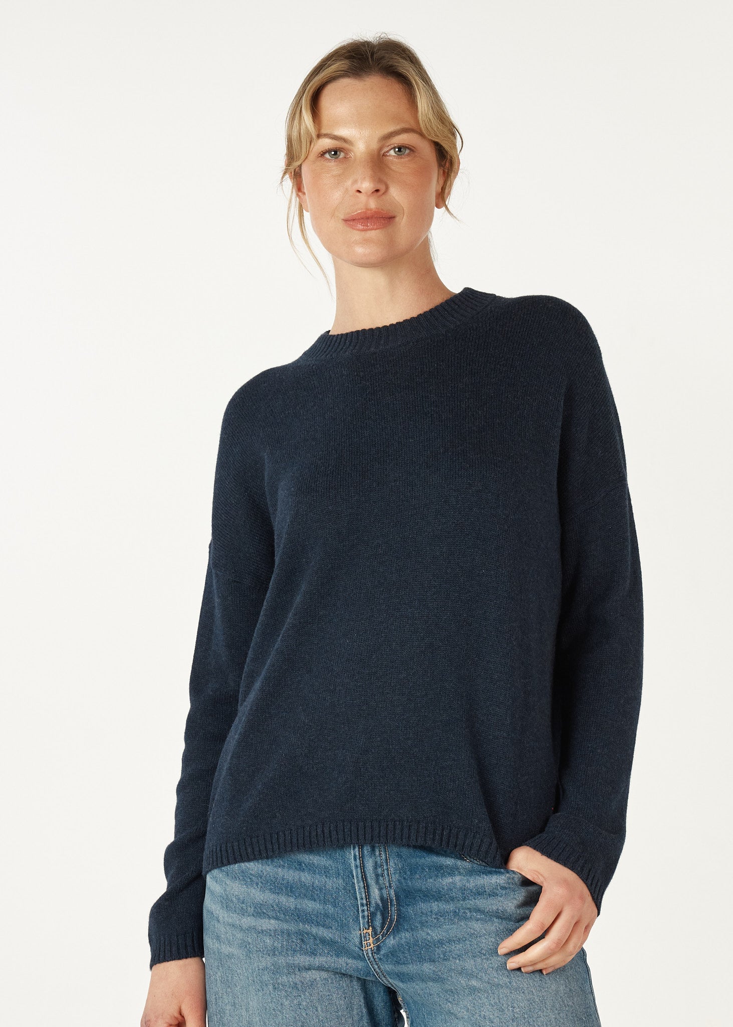 Essential Round Neck